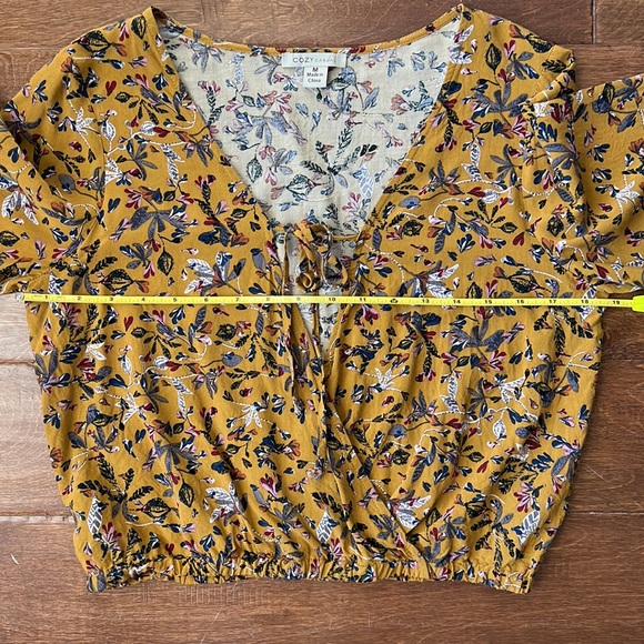 Cozy Casual Floral Wrap Wide Sleeve Crop Top - Picture 7 of 9